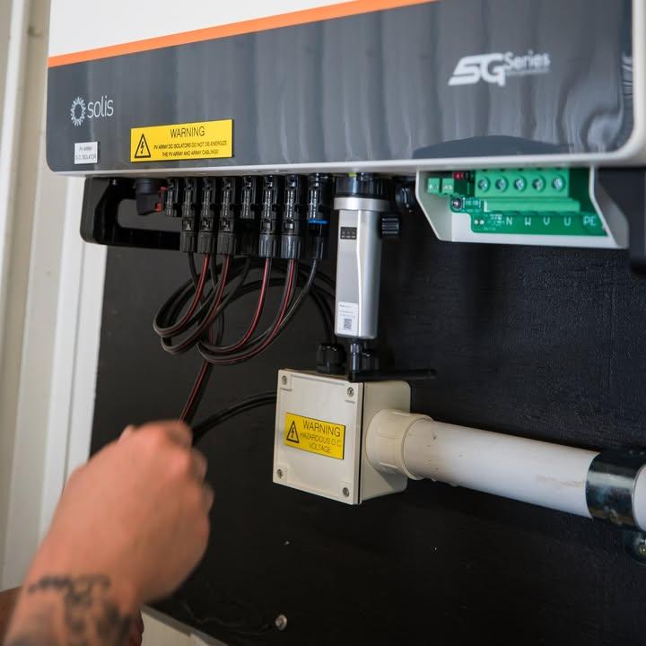 2E Electrical solar install Hamilton